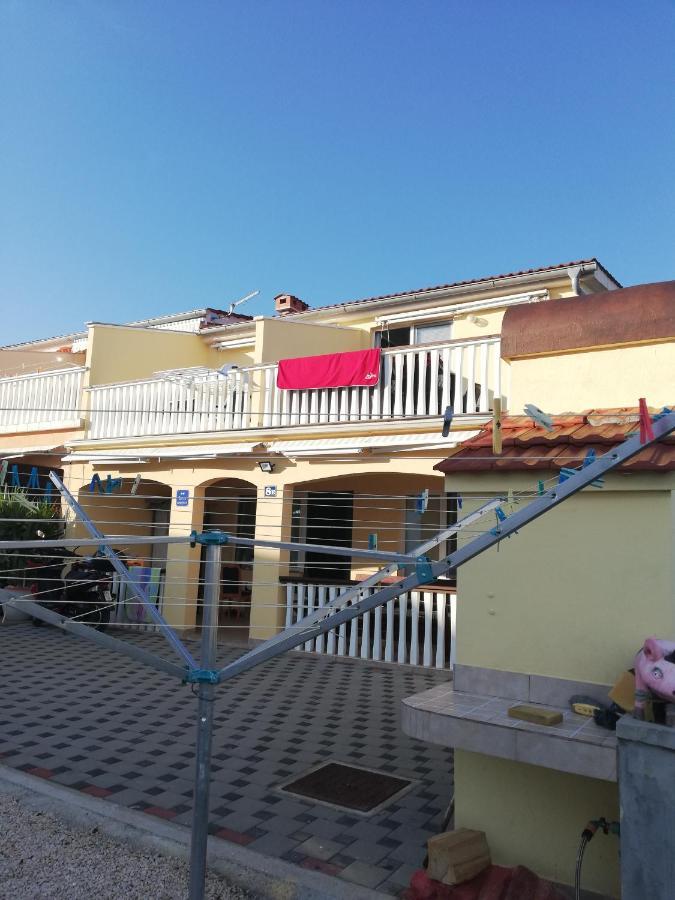 Kovacic Apartment Vir Luaran gambar