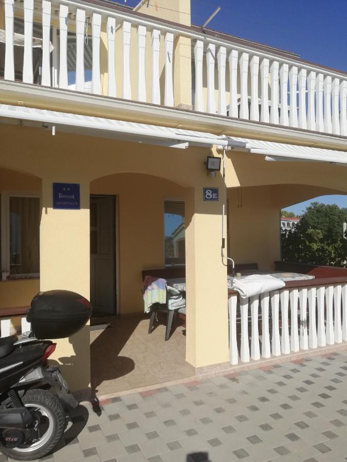 Kovacic Apartment Vir Luaran gambar