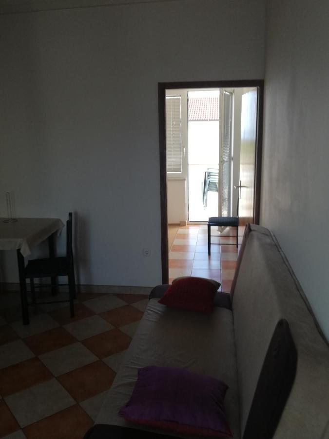 Kovacic Apartment Vir Luaran gambar